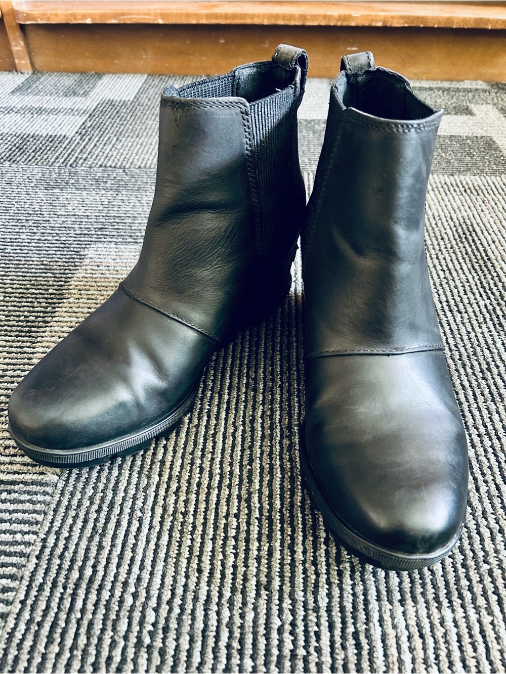 Sorel Black Joan Rhapsody Chelsea Wedge Waterproof Snow Boots Booties 9.5 40.5